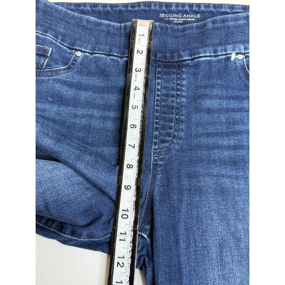 Chico’s 2R / 12R Pull On Jegging Ankle Jeans Dark Wash Stretch - Picture 6 of 7